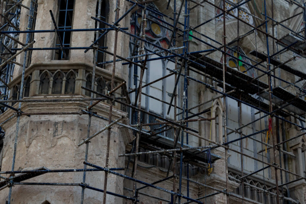 How Much Does It Cost to Hire Scaffolding for a House?